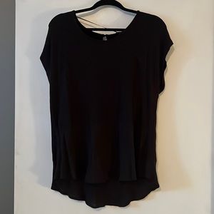 Cable & Gauge black top, size XL.